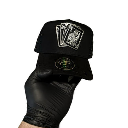 Gorra De Las Cartas Negras