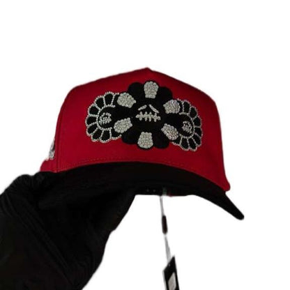 GORRA MURAKAMI COLOR ROJO VICERA NEGRA