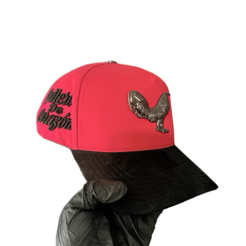 Gorra De El Gallo Roja