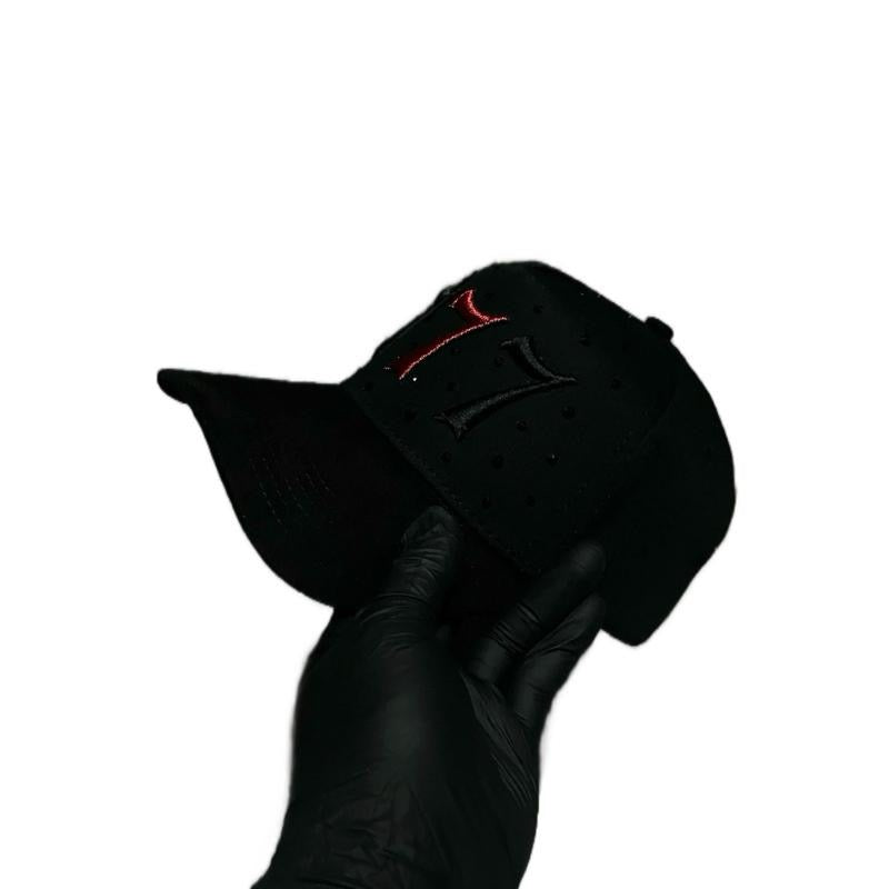 GORRA 777 ROJO CON PIEDRAS