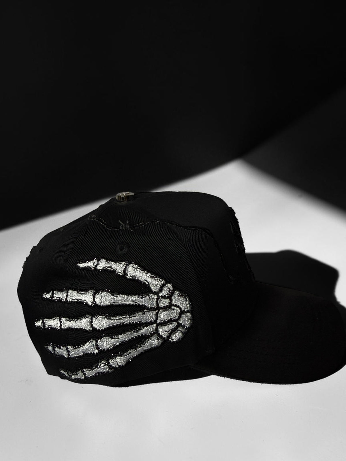 GORRA NY HANDS
