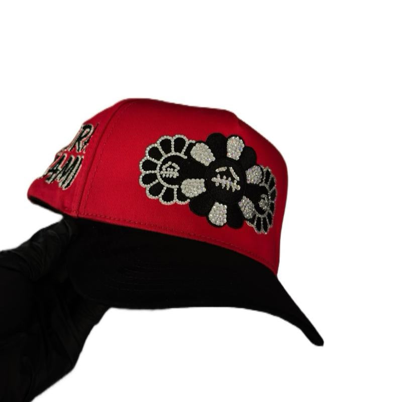 GORRA MURAKAMI COLOR ROJO VICERA NEGRA